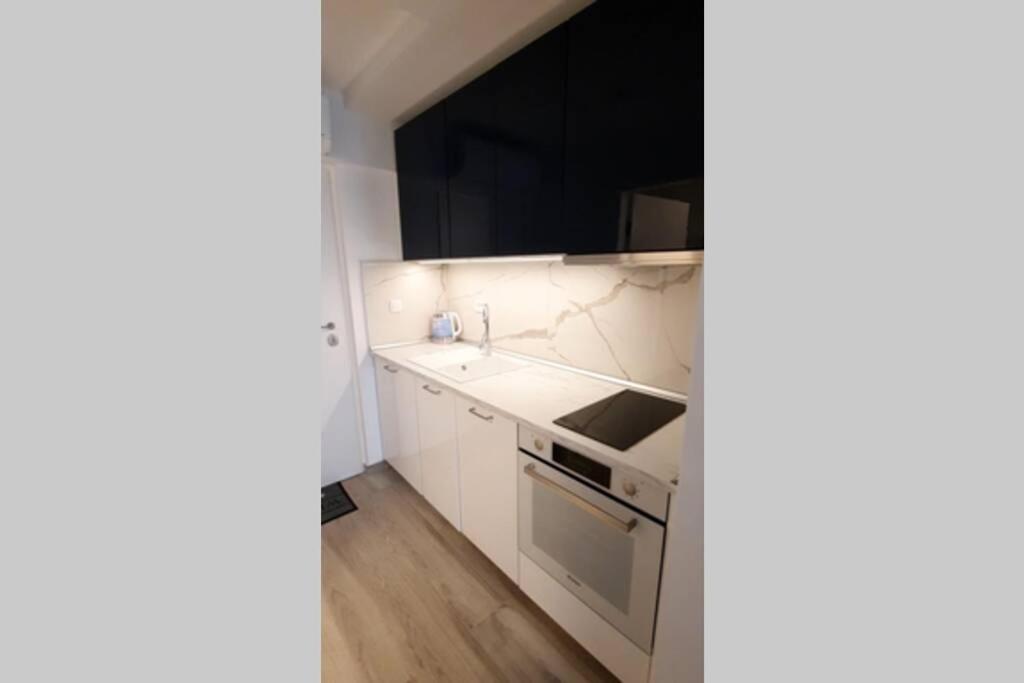 Maria, Modern Studio Apartment With Private Parking Dubrovnik Dış mekan fotoğraf